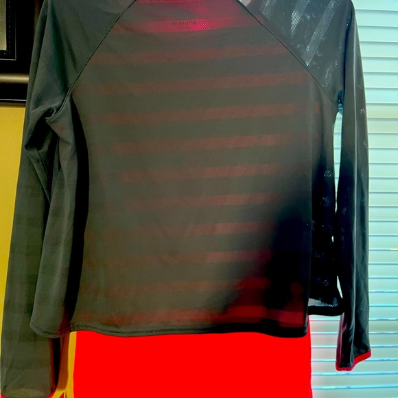 NWT Champion Magenta and Gray Multi-Layered Athletic Top - Picture 2 of 7